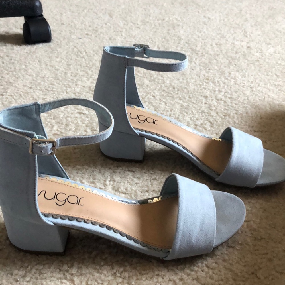 2” baby blue sugar heels